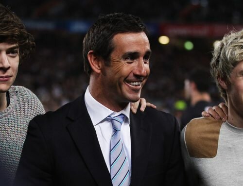 Rugby Legend Andrew Johns Kisses Teammate As He Comes Out For Same-Sex Marriage